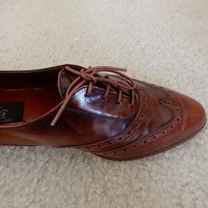 RUSTIC BROWN FLATS WOMENS SHOE 6.5M